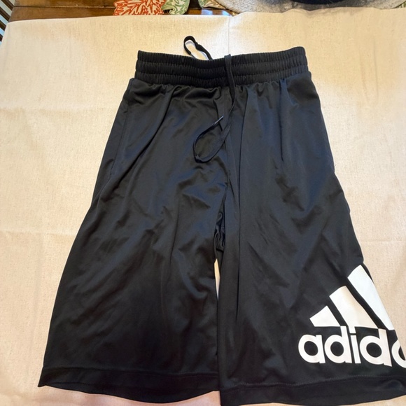 Adidas Shorts Black Medium - Picture 1 of 3
